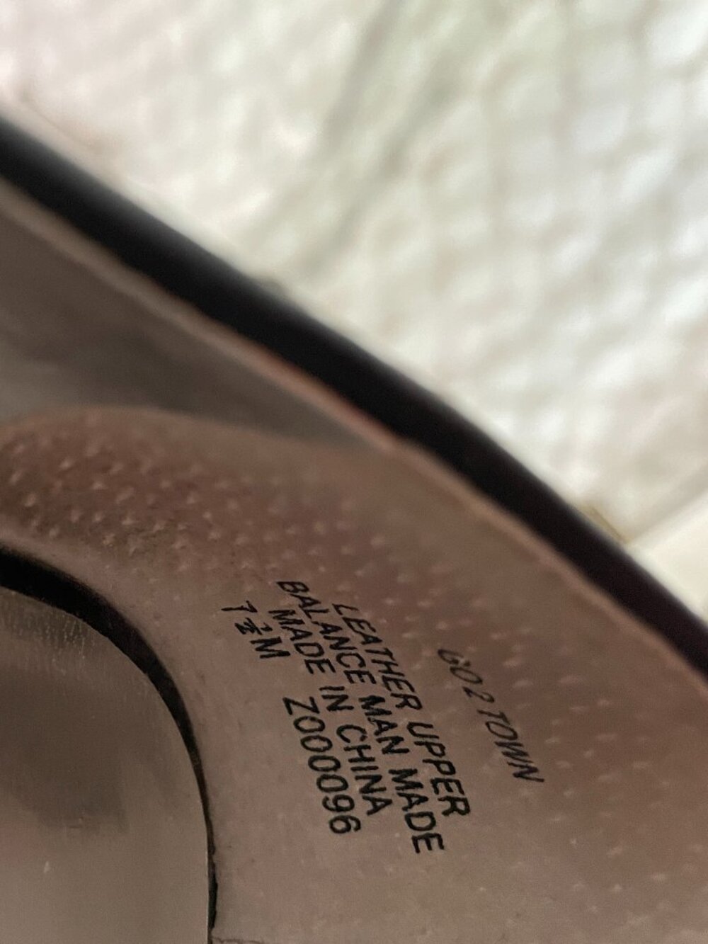 Kenneth Cole Reaction, Go 2 Town, PointedToe Pumps Leather, Black, Size 7.5M - Picture 7 of 10